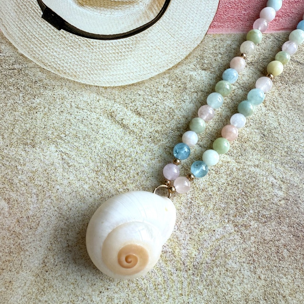 Seashell Necklace - Picture 2 of 2